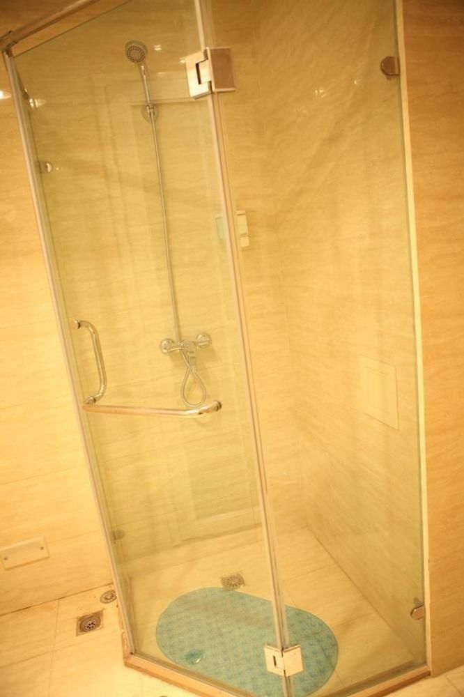 Zhenzhou Lantian Business Hotel Женгжо Екстериор снимка